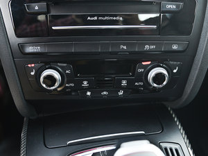 2012Coupe 4.2FSI quattro п؅^(q)