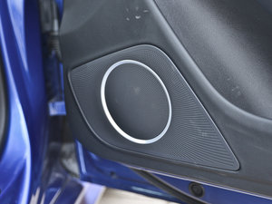 2012Coupe 4.2FSI quattro п؅^