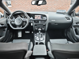 2012Coupe 4.2FSI quattro п؅^