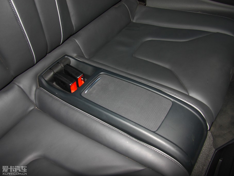 2013?yun)WRS5 Cabriolet 4.2 FSI quattro