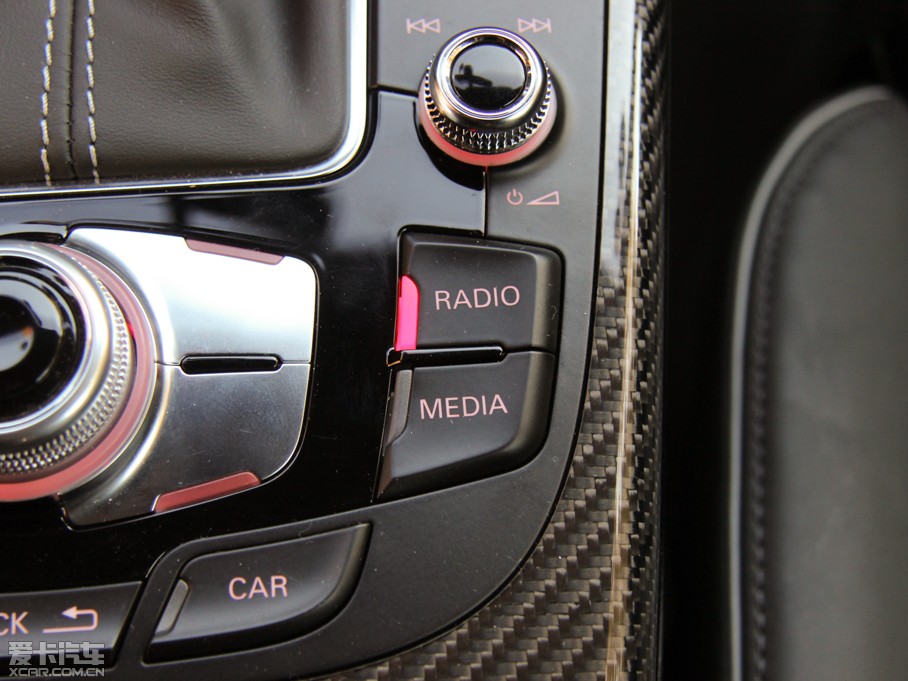 2013?yun)WRS5 Cabriolet 4.2 FSI quattro