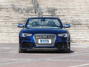 2013Cabriolet 4.2 FSI quattro ǰ