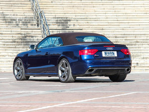 2013Cabriolet 4.2 FSI quattro w^