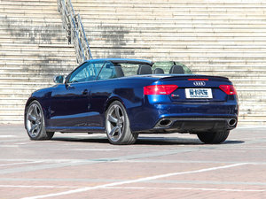 2013Cabriolet 4.2 FSI quattro 45