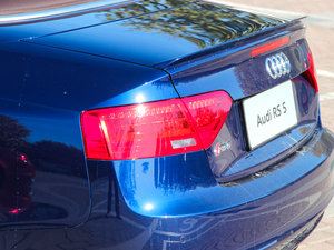 2013Cabriolet 4.2 FSI quattro (x)(ji)^