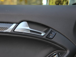 2013Cabriolet 4.2 FSI quattro g