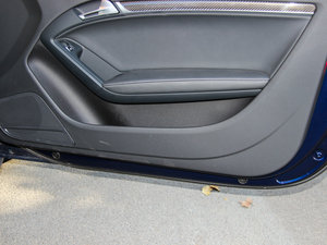 2013Cabriolet 4.2 FSI quattro g