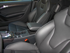 2013Cabriolet 4.2 FSI quattro g