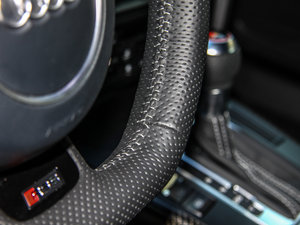 2013Cabriolet 4.2 FSI quattro g