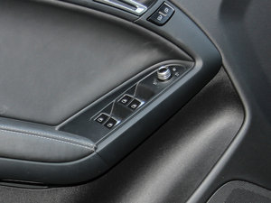 2013Cabriolet 4.2 FSI quattro {܇ƅ^	