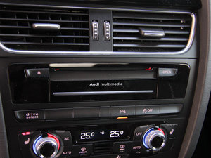 2013Cabriolet 4.2 FSI quattro п؅^