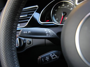 2013Cabriolet 4.2 FSI quattro п؅^