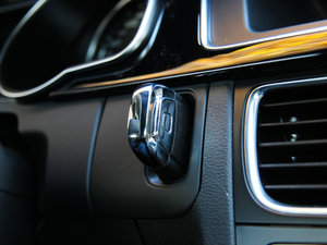 2013Cabriolet 4.2 FSI quattro п؅^