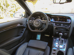 2013Cabriolet 4.2 FSI quattro п؅^