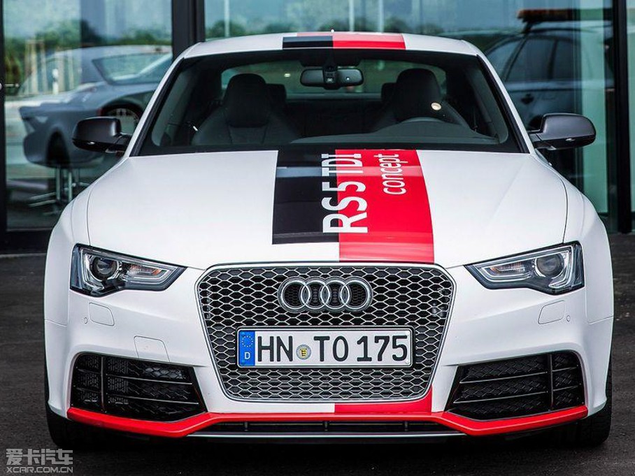2014��W��RS5 TDI����܇