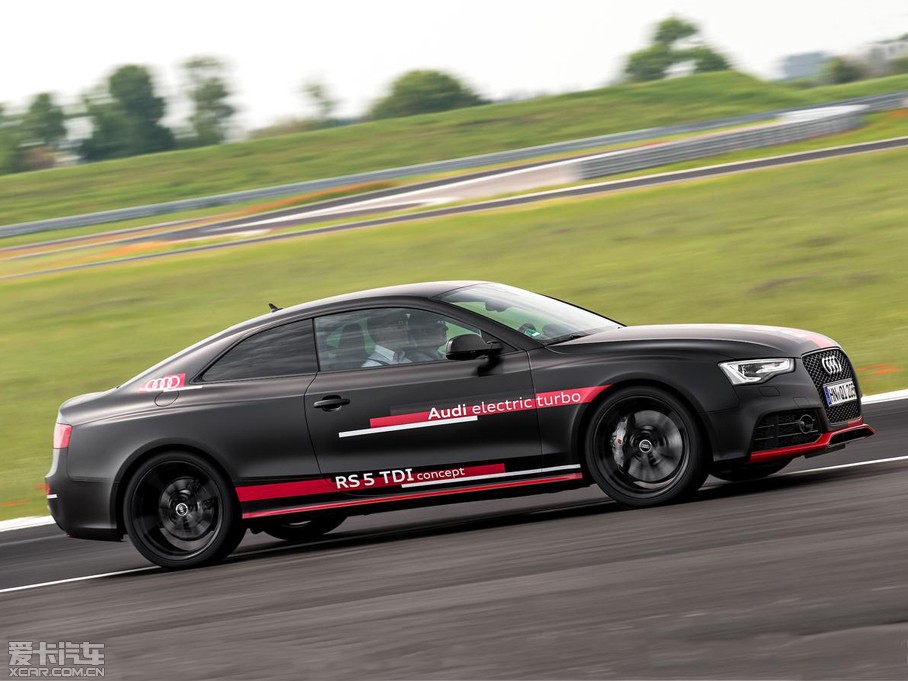 2014��W��RS5 TDI����܇