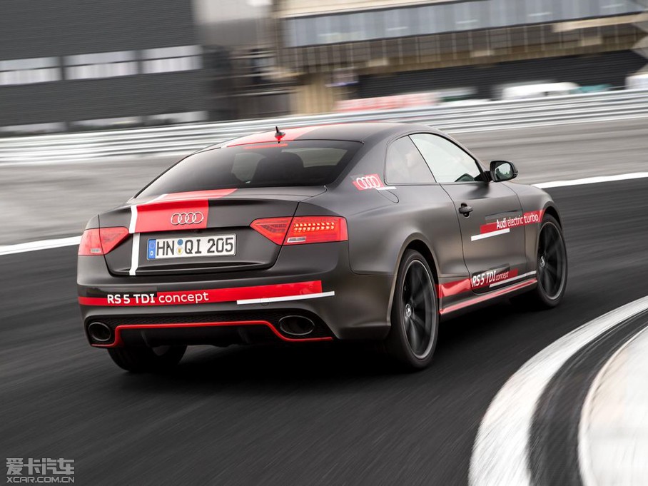 2014��W��RS5 TDI����܇