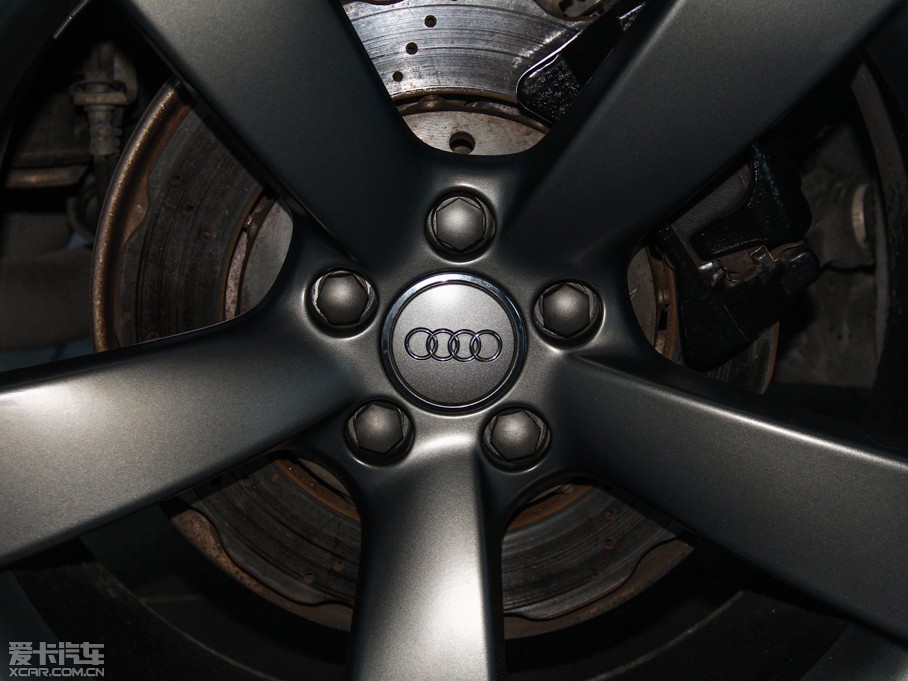 2014?yun)WRS5 Coupe ؄e