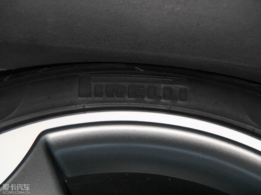 2014?yun)WRS5 Coupe ؄e