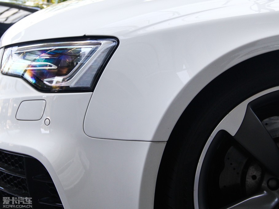 2014?yun)WRS5 Coupe ؄e