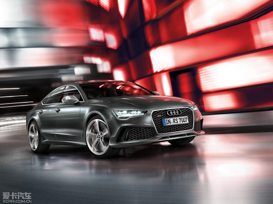 2015��W��RS 7 4.0 TFSI quattro