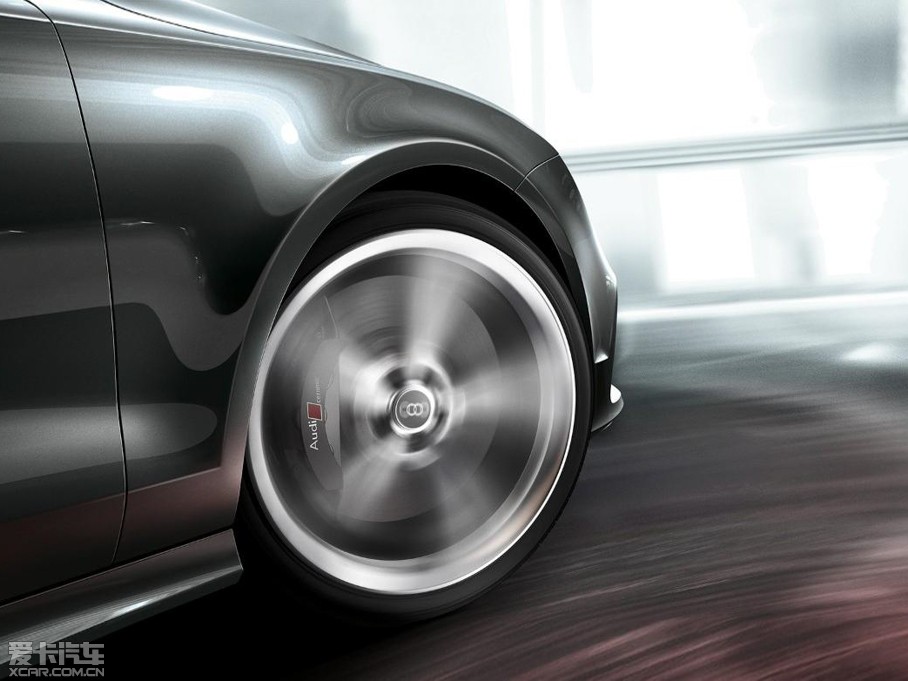 2015?yun)WRS 7 4.0 TFSI quattro