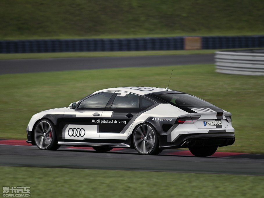 2015WRS 7 Sportback Piloted Driving 