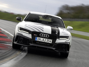 2015Sportback Piloted Driving  w^