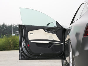 2016Sportback Performance {λ܇T