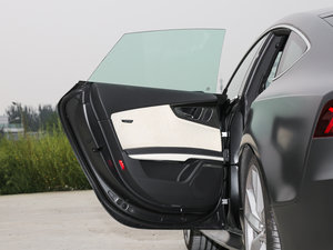 2016Sportback Performance ܇T