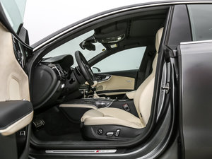 2016Sportback Performance ǰſg