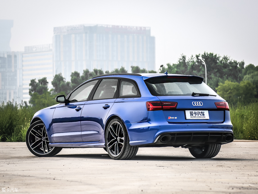 2016µRS 6 Avant