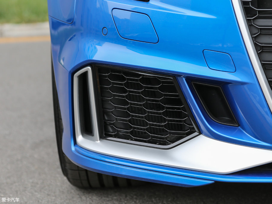 2017��W��RS3 Limousine