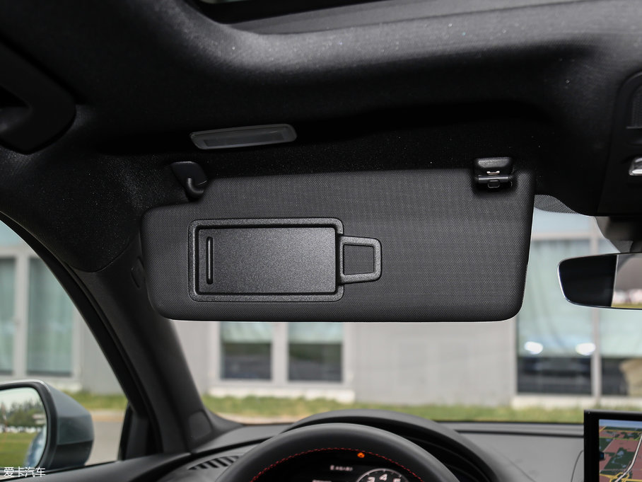 2017��?yu��n)W��RS3 Limousine