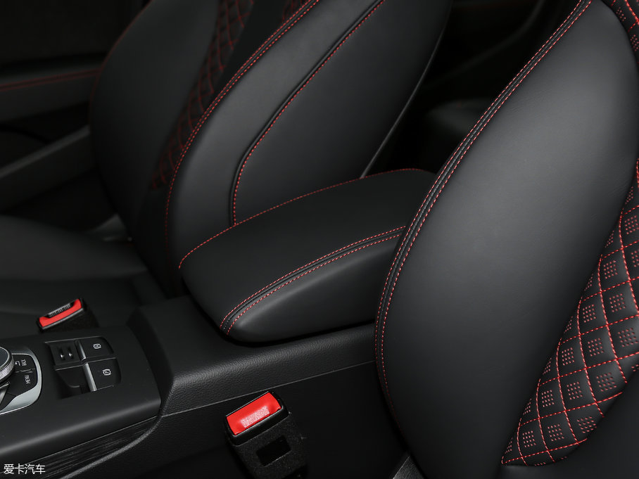 2017?yun)WRS3 Limousine