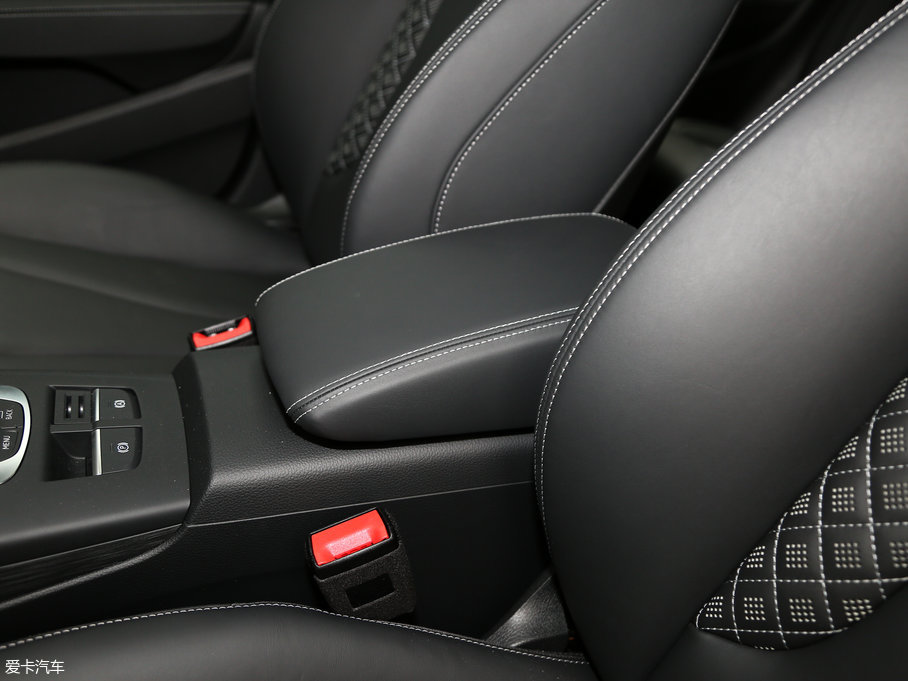 2017?yun)WRS3 Limousine