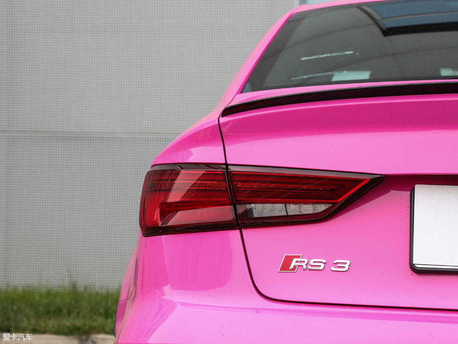 2017?yun)WRS3 Limousine