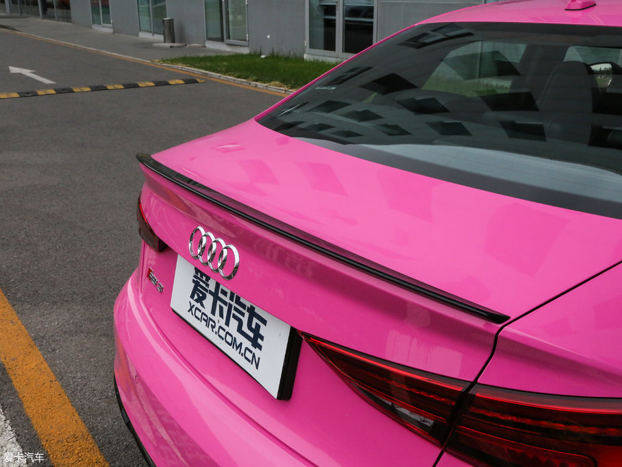 2017��W��RS3 Limousine