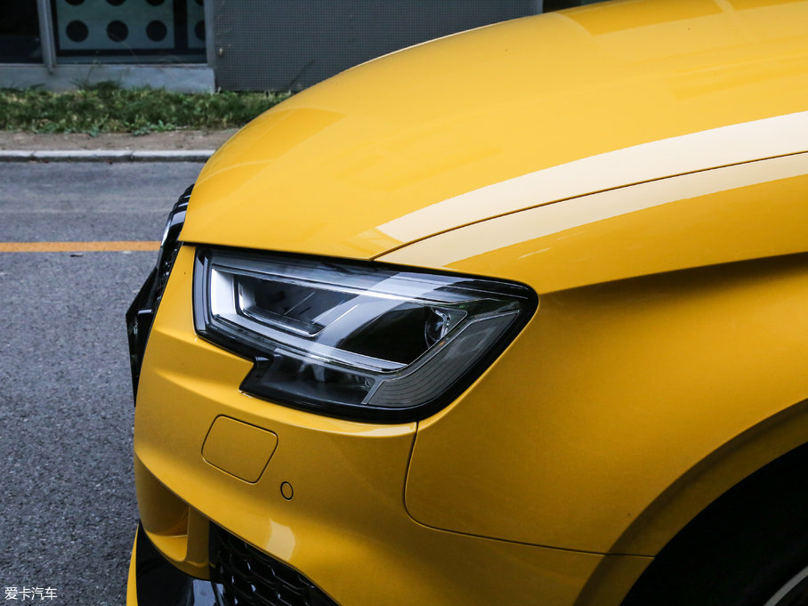 2017��?yu��n)W��RS3 Limousine