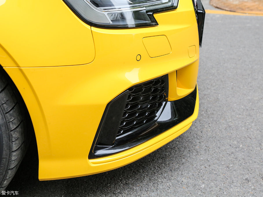 2017��W��RS3 Limousine