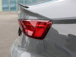 2017Limousine (x)(ji)^