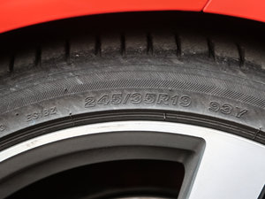 2017款Coupe 轮胎尺寸