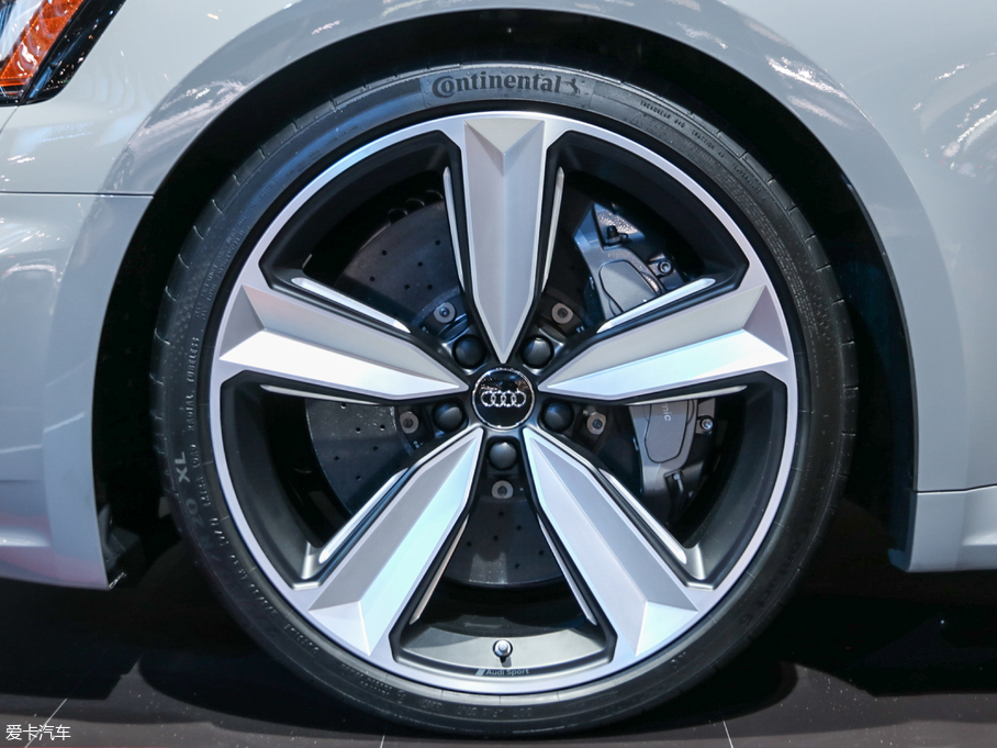 2018��W��RS5 ������