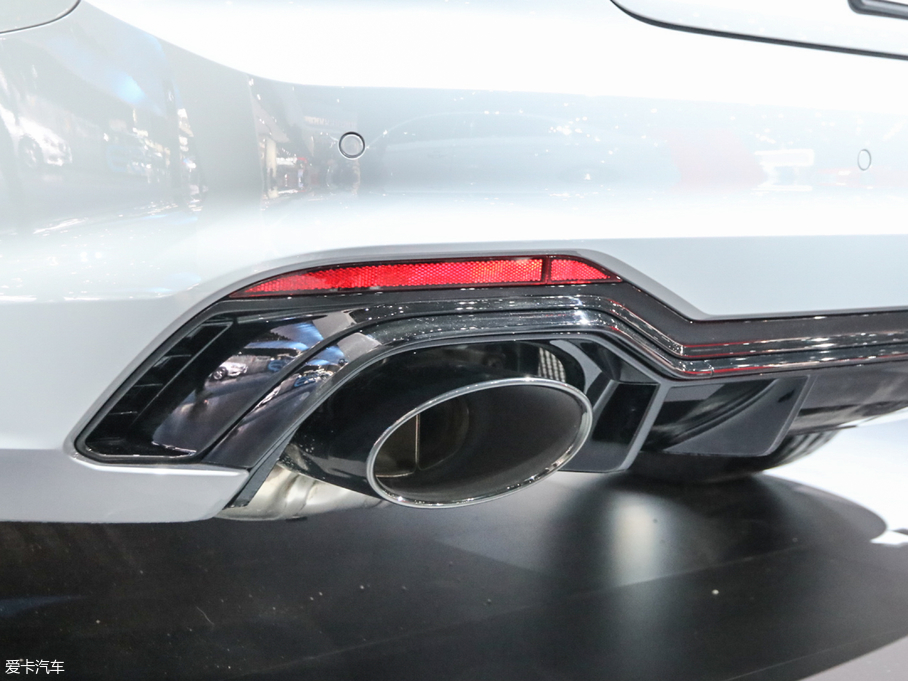 2018��W��RS5 ������