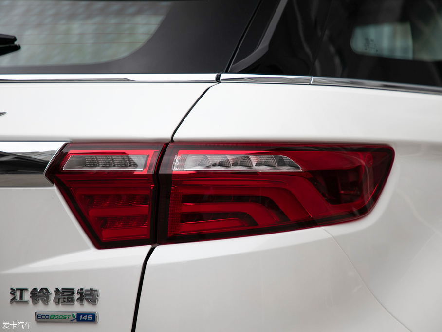 2019I(lng) EcoBoost 145 CVTI(lng)Plus V