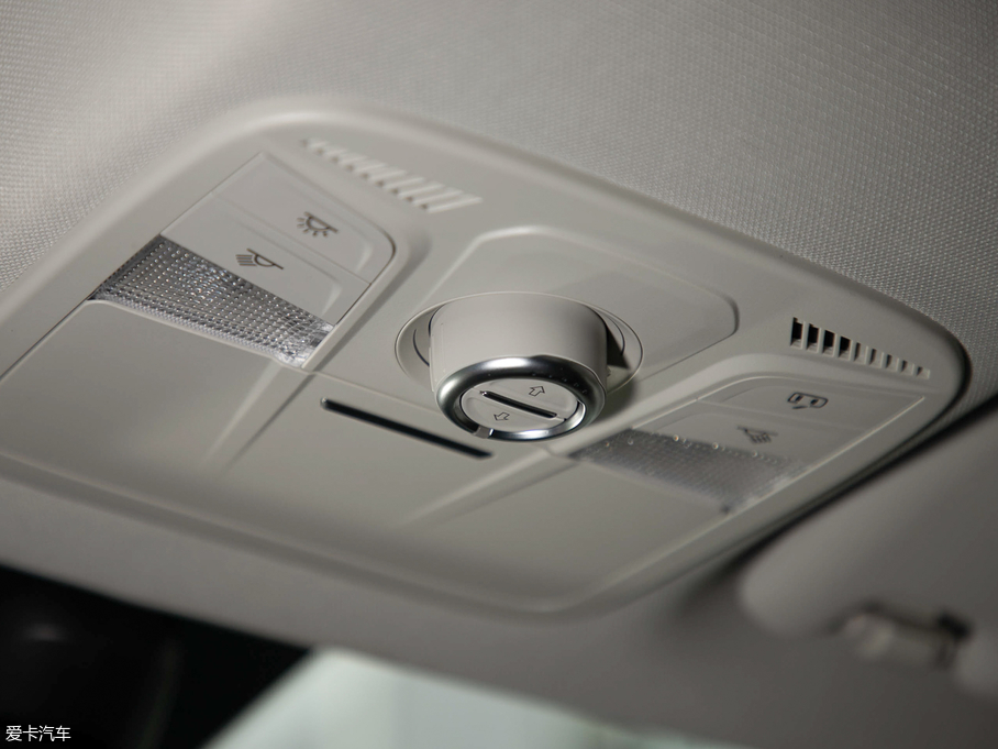 2019I EcoBoost 145 CVTIPlus V