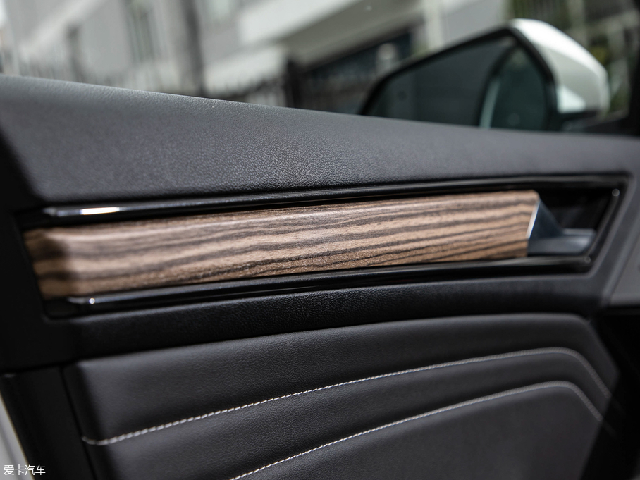 2019I(lng) EcoBoost 145 CVTI(lng)Plus V