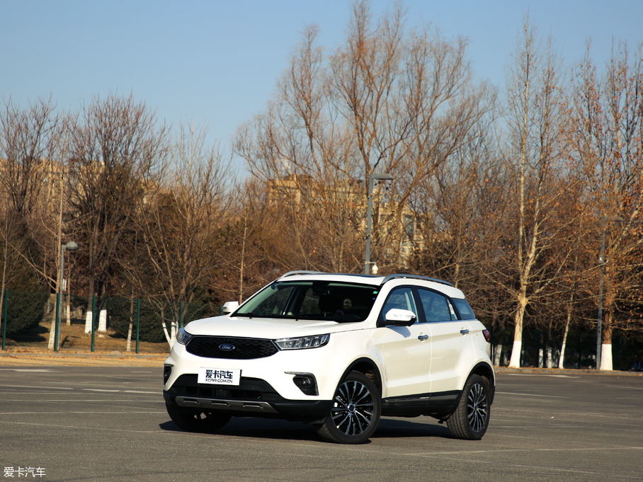 2019I EcoBoost 145 CVTIPlus V