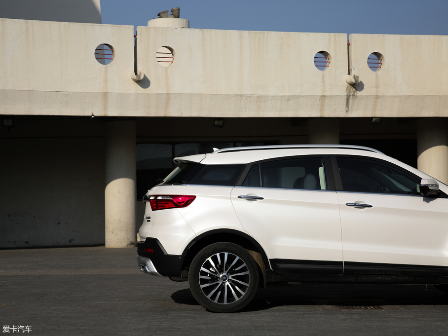 2019I EcoBoost 145 CVTIPlus V