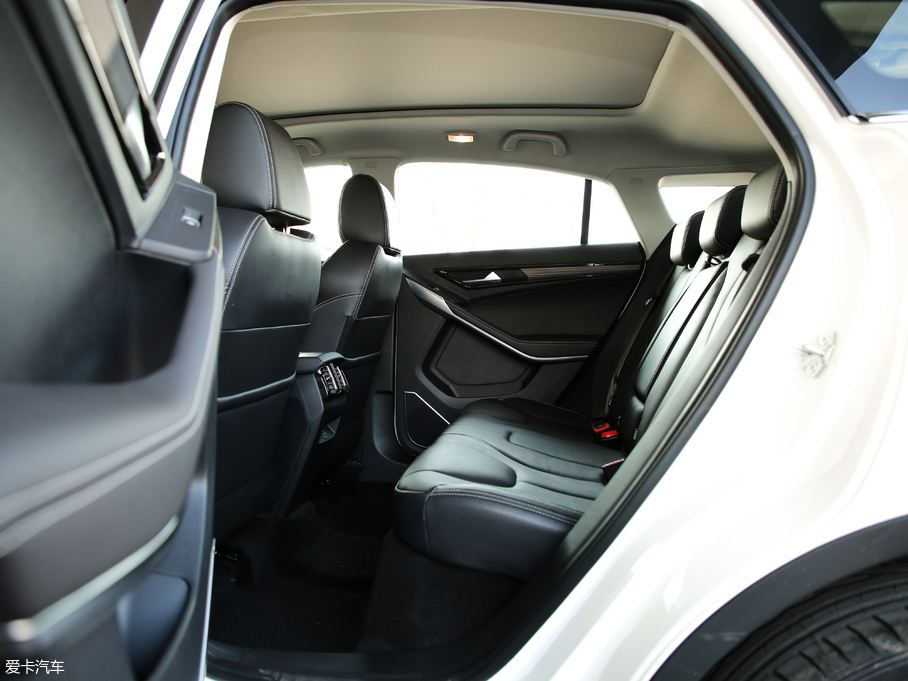 2019I EcoBoost 145 CVTIPlus V